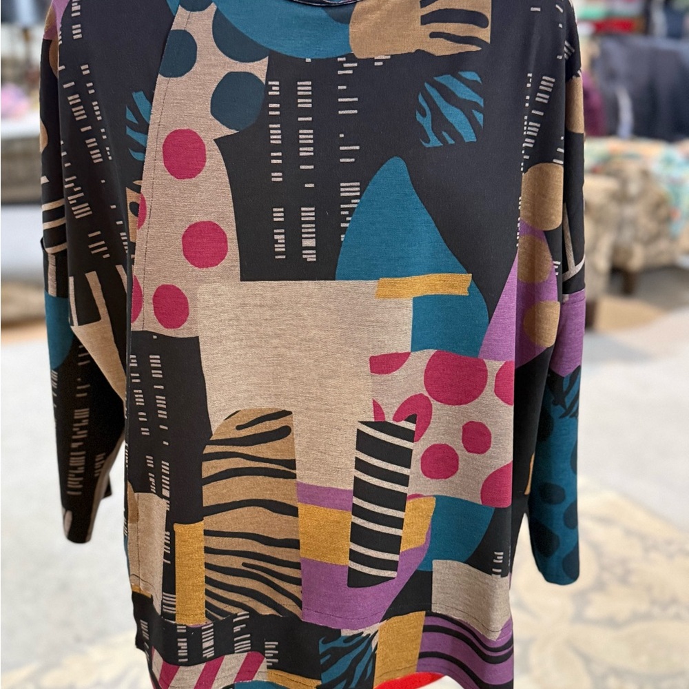 Abstract Patterned Women's Top